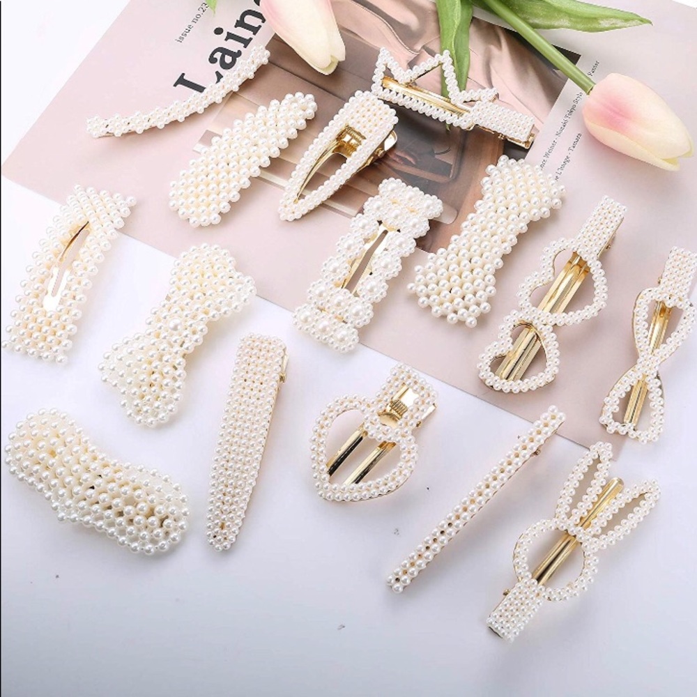 Pearly Hair Clips